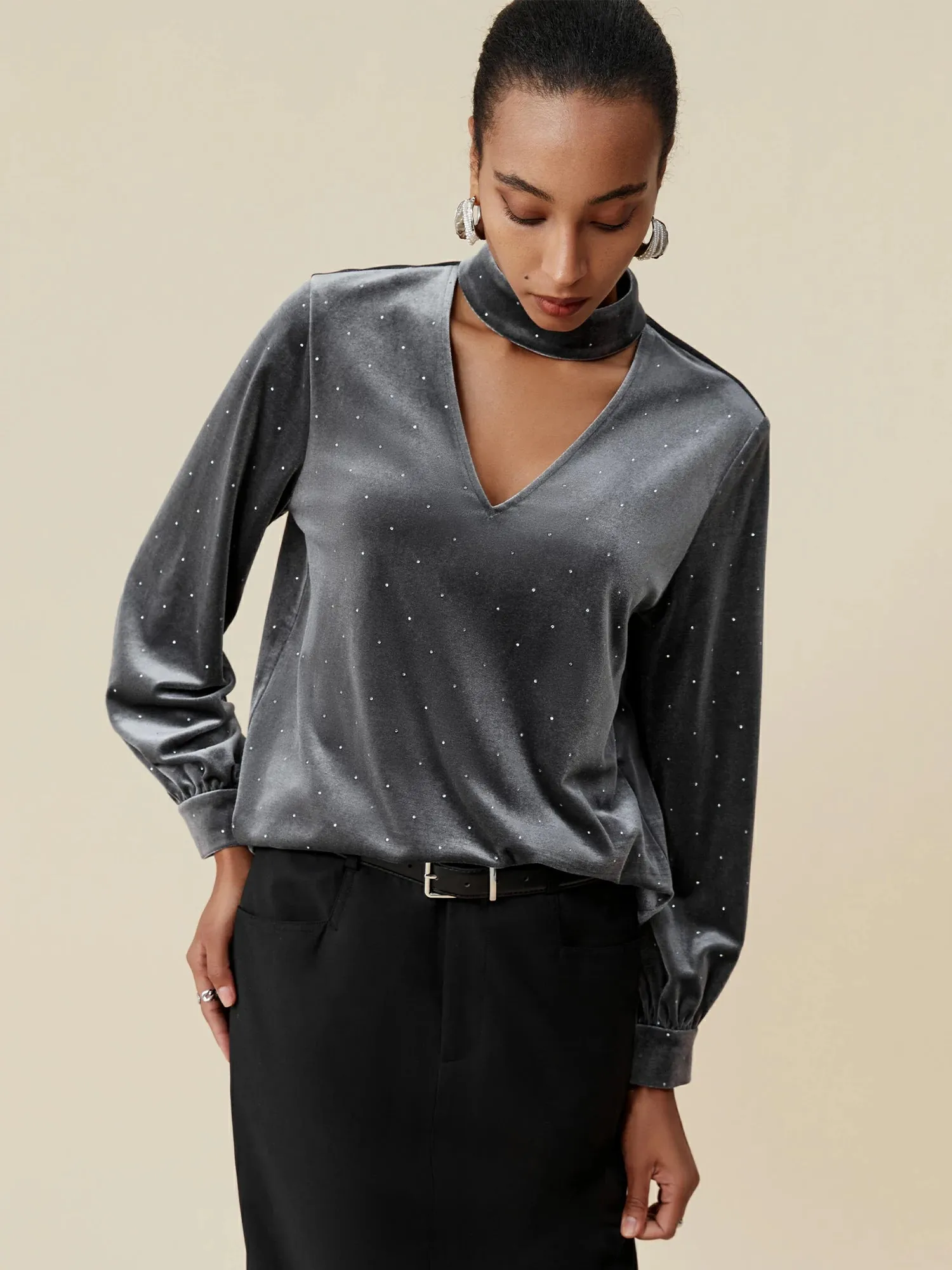 Amoretu Velvet V-Neck Rhinestone Long Sleeve Top