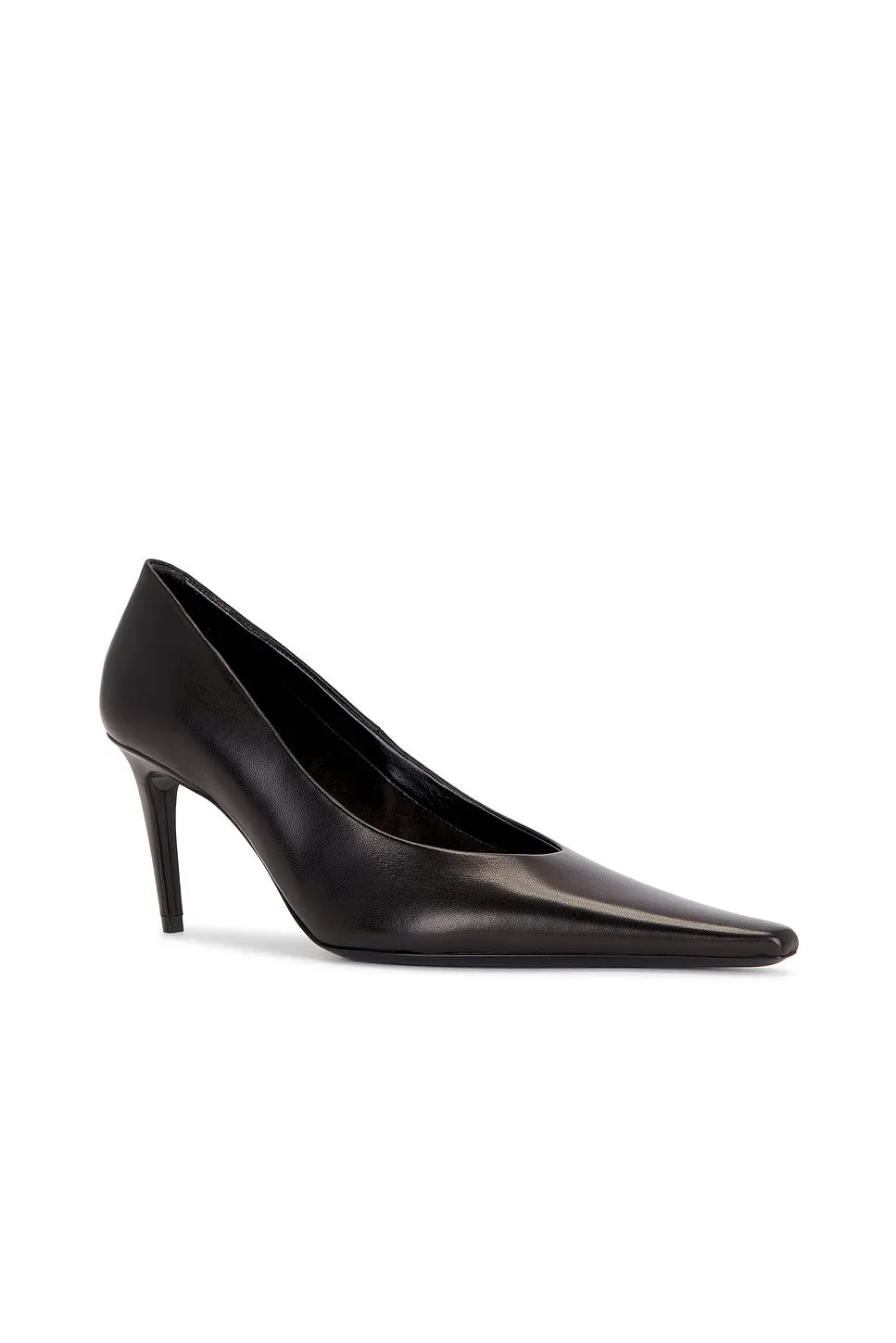 Anne-marie Pump