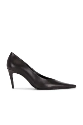 Anne-marie Pump