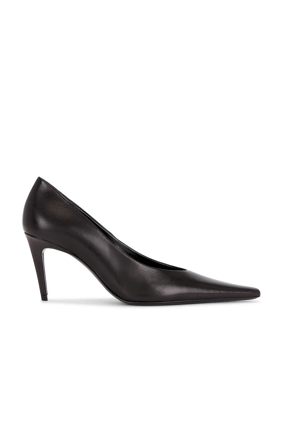 Anne-marie Pump