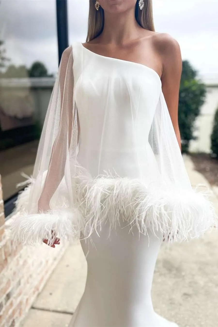 Chic One-Shoulder Mermaid Long Wedding Dress with Feathered Cape